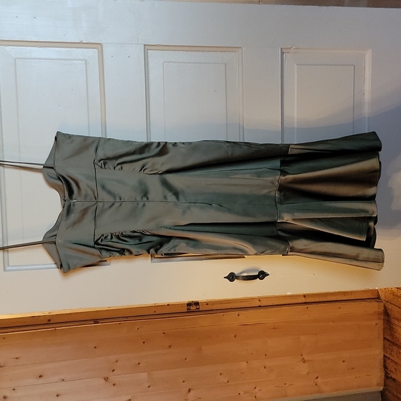Xscape by Joana Chen Olive Green Satin Dress - Picture 2 of 4